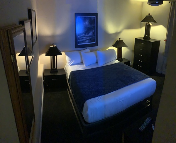 King of Clubs Suite Photo 1